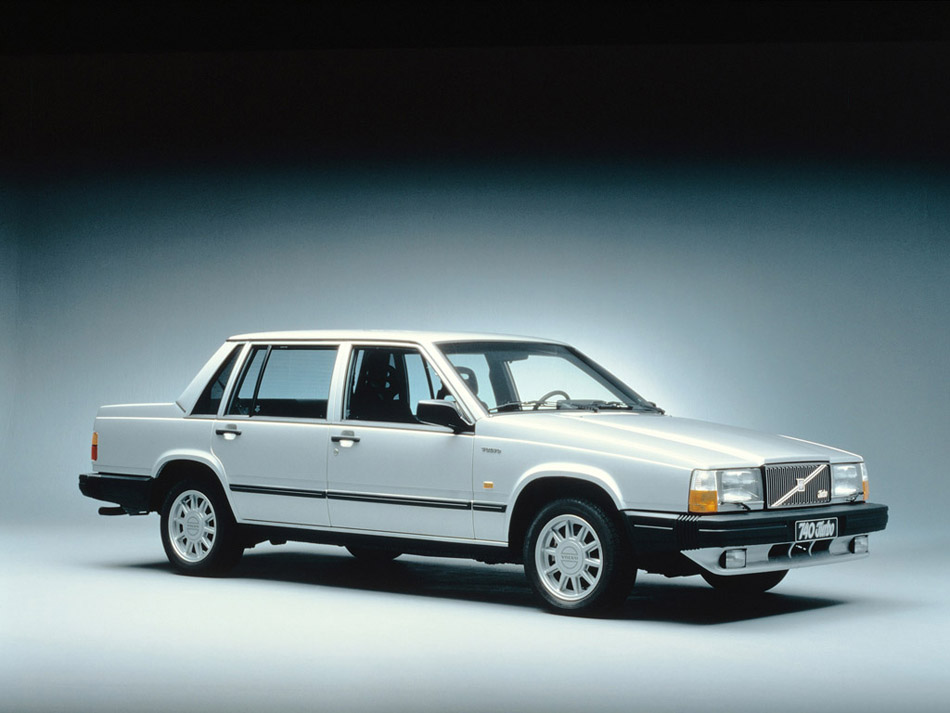 Volvo 740 GLE Turbo reference picture