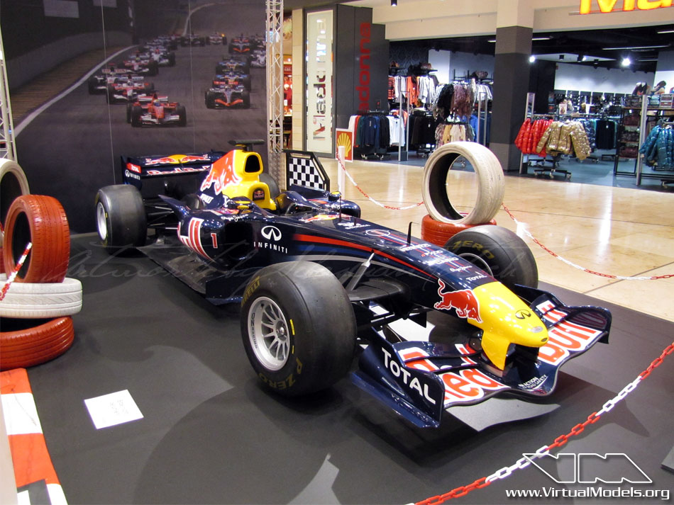 Formula 1 Cars Exhibition 2011 | VirtualModels